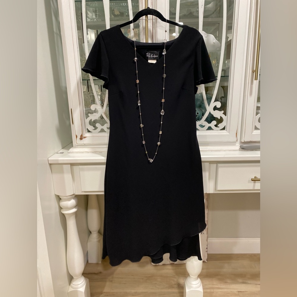 176.  EUC S.L. FASHIONS BLACK DRESS SIZE 14